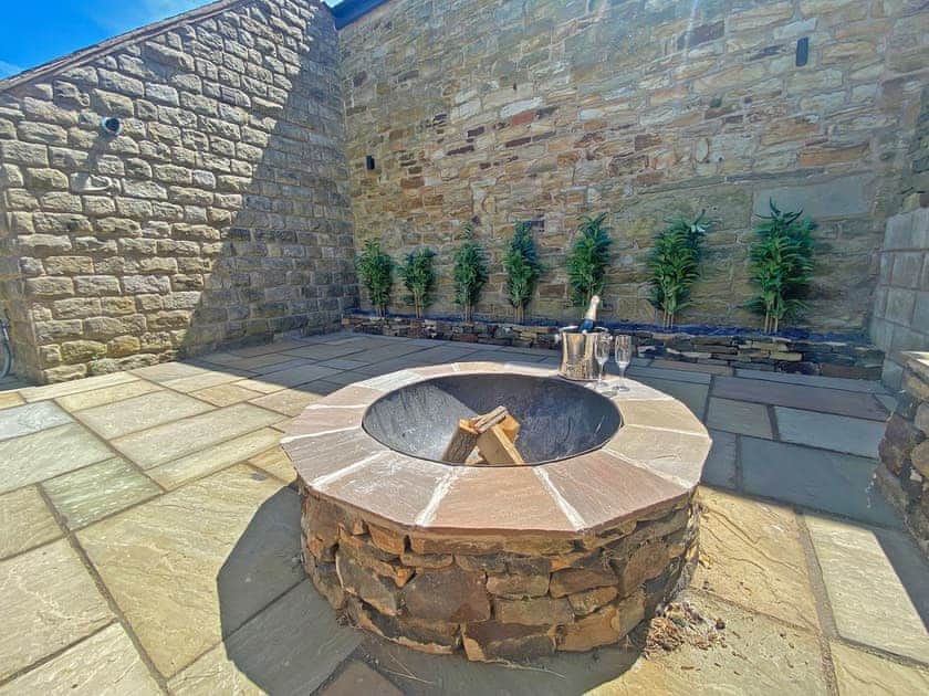 Outdoor area | Clearview, Barlow, near Chesterfield