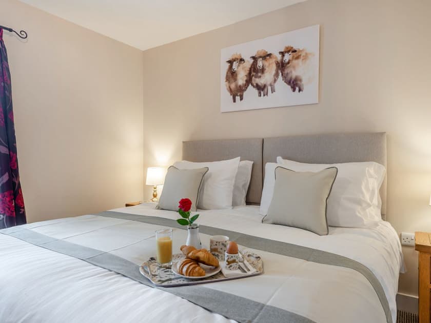 Double bedroom | Llanfair Hill Cottage, Gorsgoch