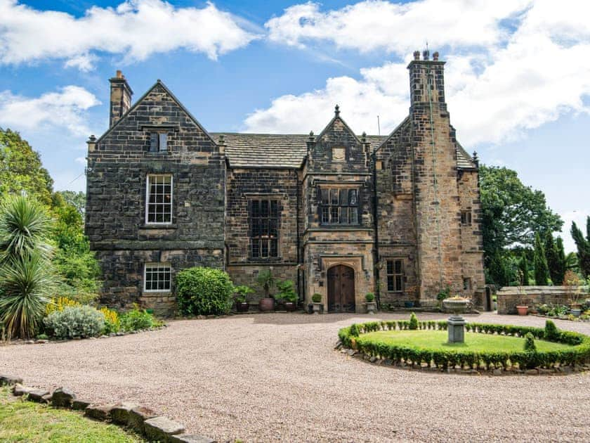 Exterior | Hodroyd Hall, Holmfirth