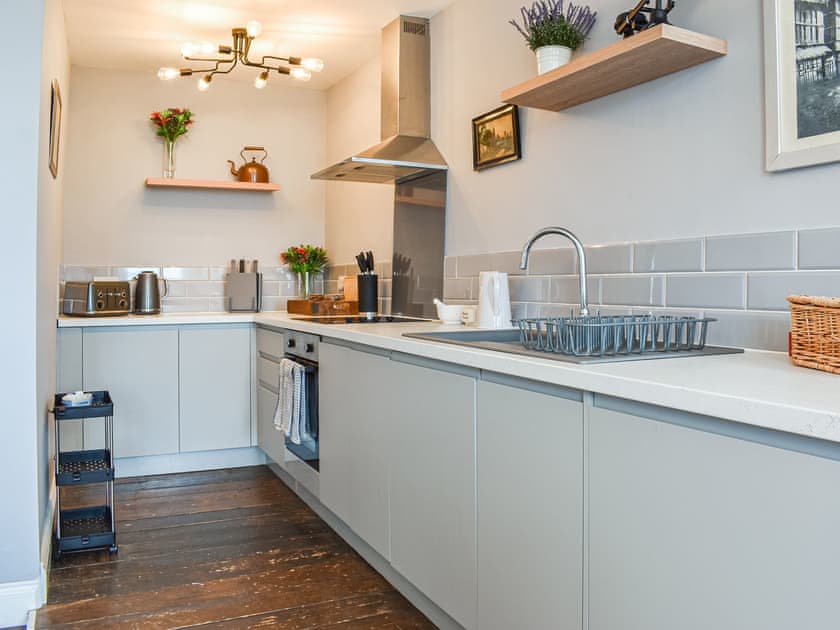 Kitchen | Wellesley Retreat - Wellesley House, Hastings