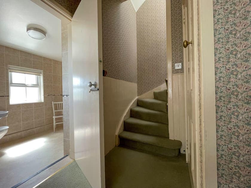 Stairs | Pine Cottage - Easter Dalziel Farm Cottages, Dalcross