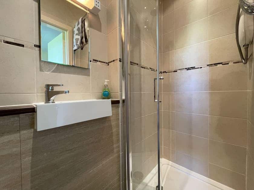 Shower room | Pine Cottage - Easter Dalziel Farm Cottages, Dalcross