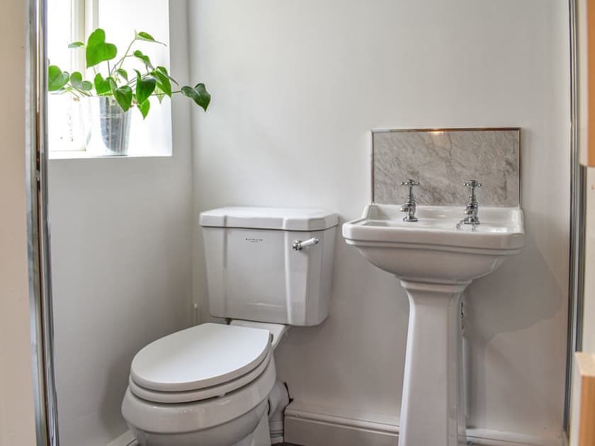 Shower room | Little Sitch Barn - Sitch Barns, Matlock