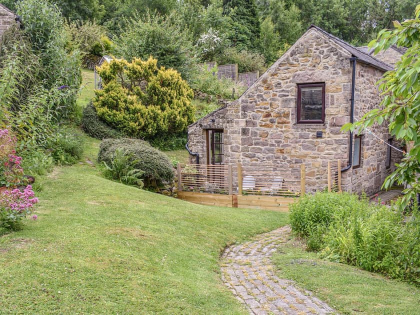 Exterior | Little Sitch Barn - Sitch Barns, Matlock