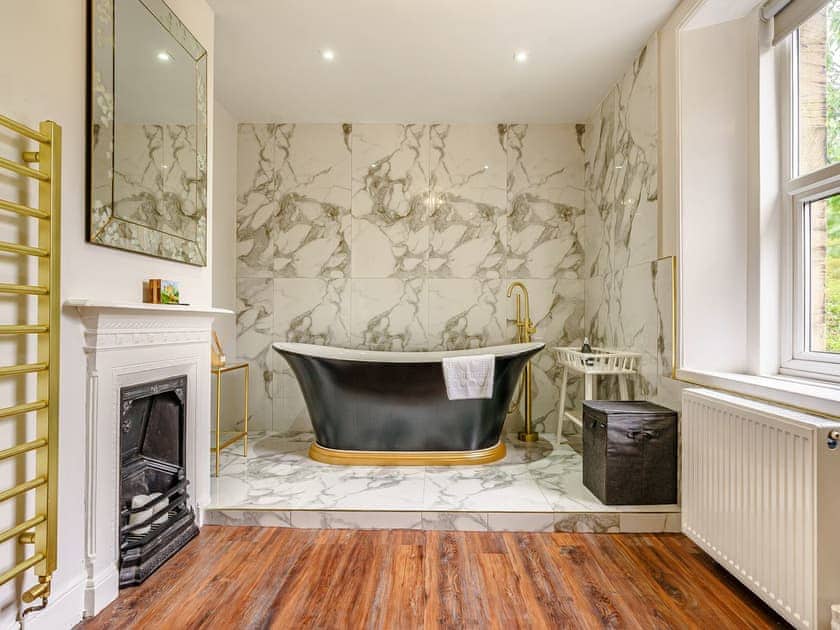 Bathroom | The Physicians House, Alnwick