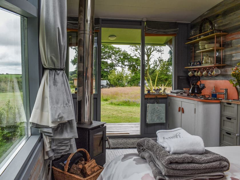 Interior | Eeyore - Sunny Pooh Corner, Beaworthy