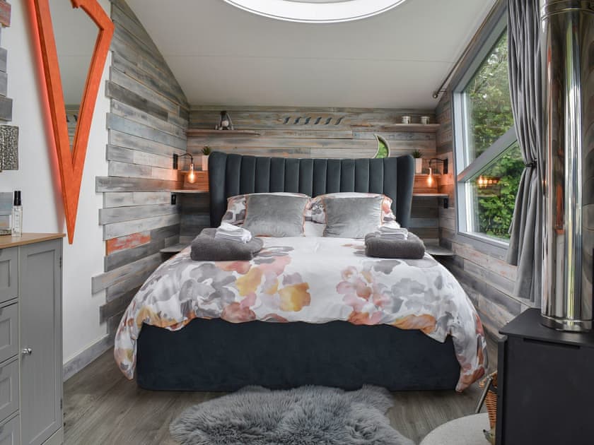 Interior | Eeyore - Sunny Pooh Corner, Beaworthy