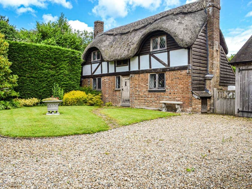 Exterior | The Old Thatched Cottage, St Michaels, near Tenterden