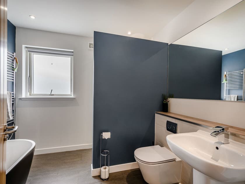 Bathroom | Taigh-Na-Coille, Barcaldine, near Oban