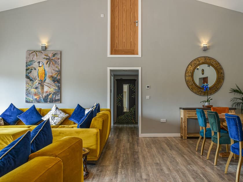 Open plan living space | Dodds Barn, Diss
