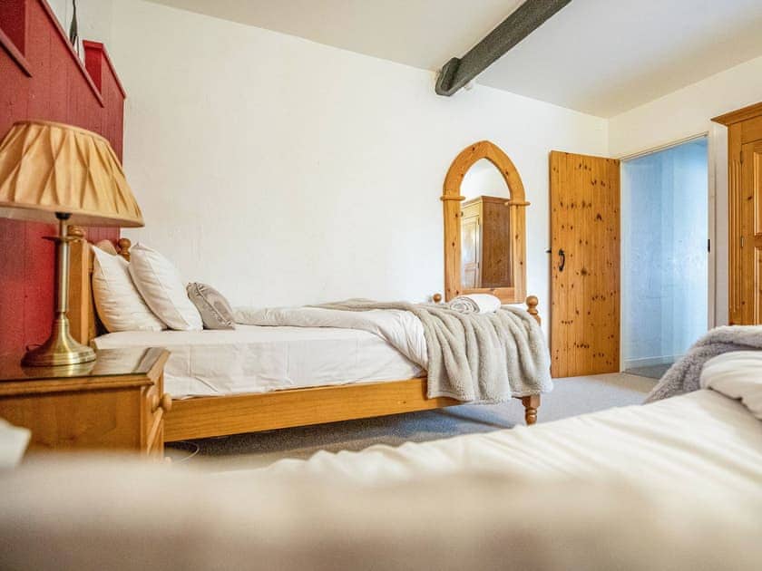 Twin bedroom | Duchy - Treworgie Barton Cottages, Crackington Haven