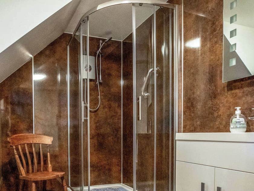 Bathroom | Duchy - Treworgie Barton Cottages, Crackington Haven