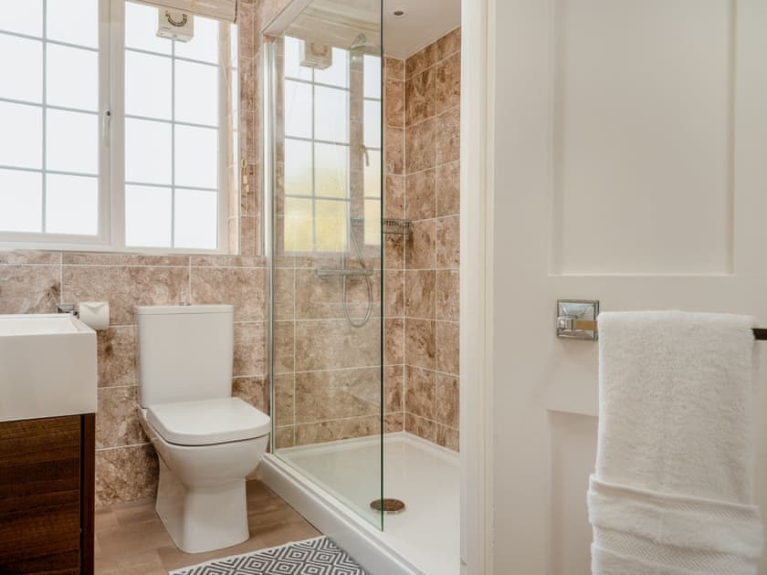Shower room | Kinbrae Apartment, Torquay