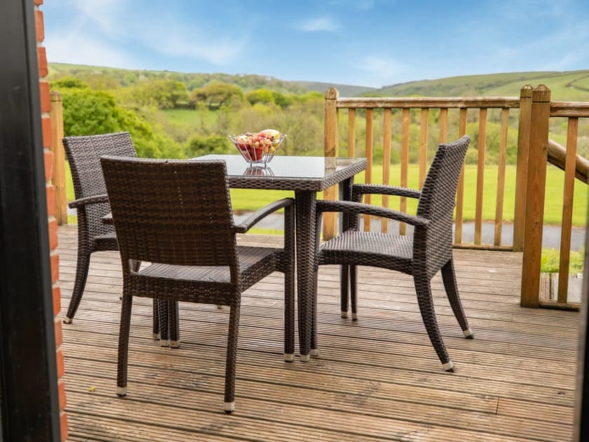 Sitting-out-area | Trespaddick - Treworgie Barton Cottages, Crackington Haven