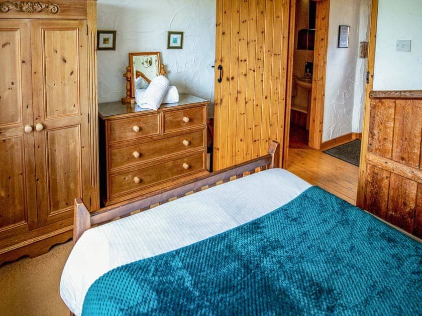 Double bedroom | Myll - Treworgie Barton Cottages, Crackington Haven