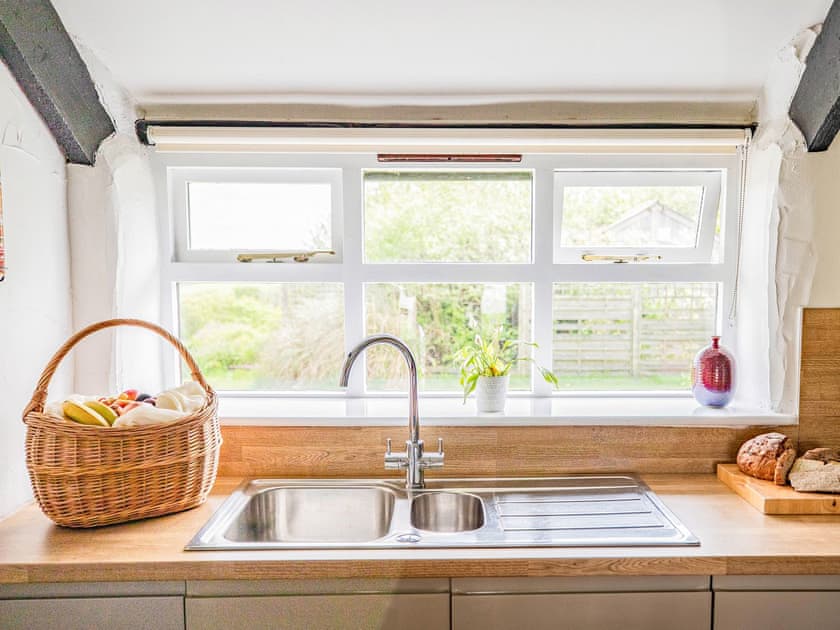 Kitchen | Bligh - Treworgie Barton Cottages, Crackington Haven