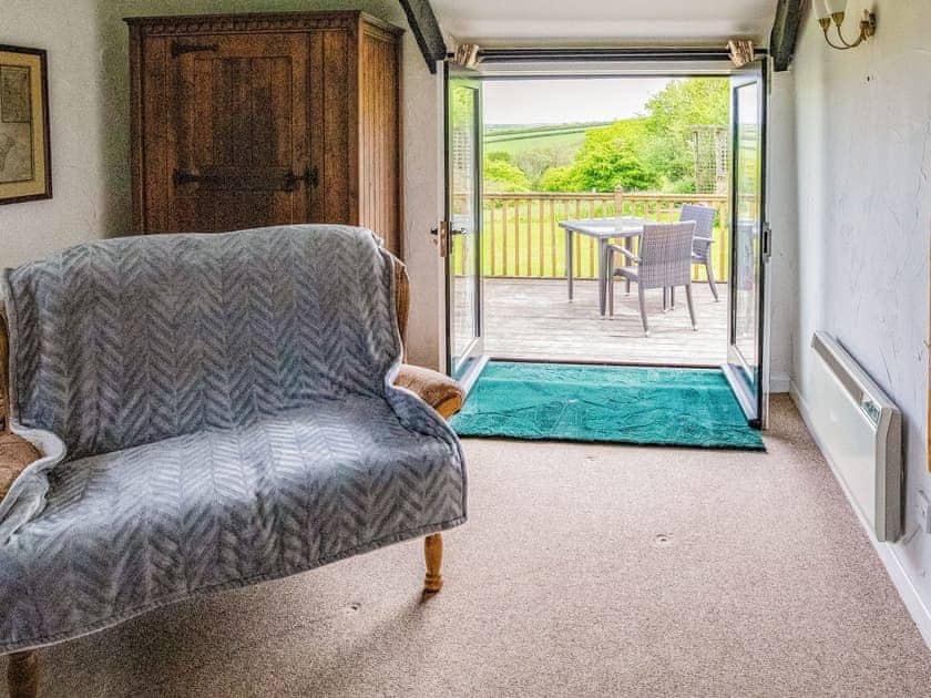 Four Poster bedroom | Bligh - Treworgie Barton Cottages, Crackington Haven