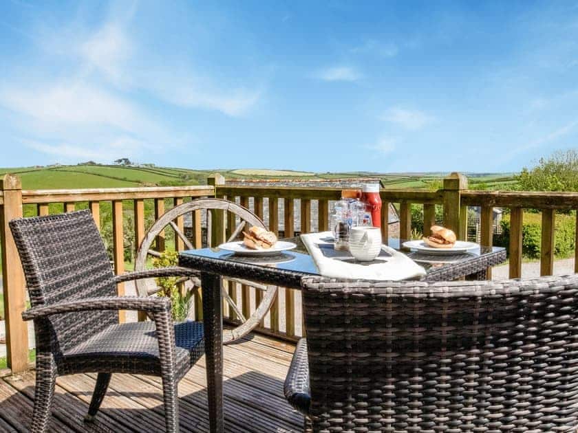 Sitting-out-area | Butterwell - Treworgie Barton Cottages, Crackington Haven
