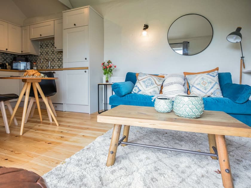 Open plan living space | Chappell - Treworgie Barton Cottages, Crackington Haven