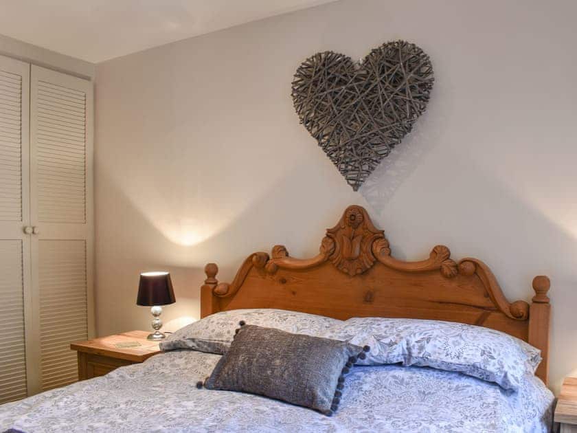 Double bedroom | Cartwheel Cottage, Hawes