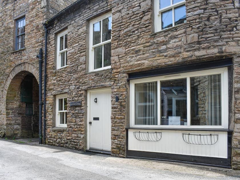 Exterior | Cartwheel Cottage, Hawes