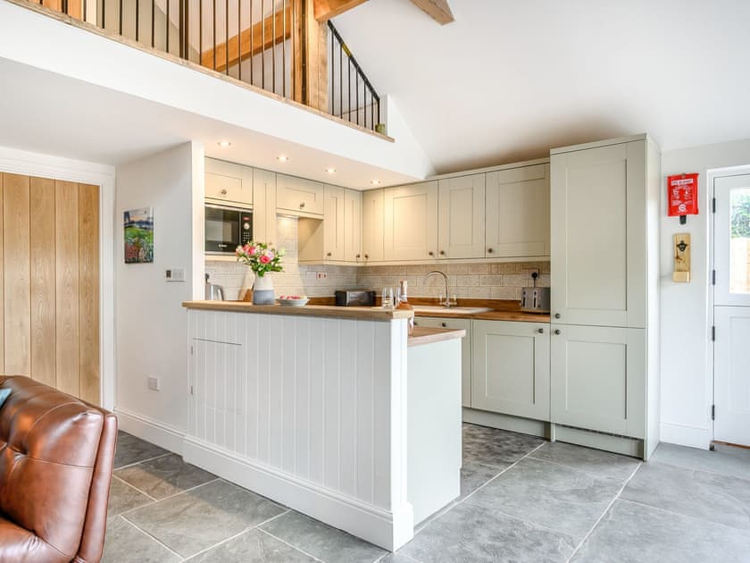Open plan living space | Holyoake Barns- The Old Stables - Holyoake Barns, Little Alne, near Wootton Wawen