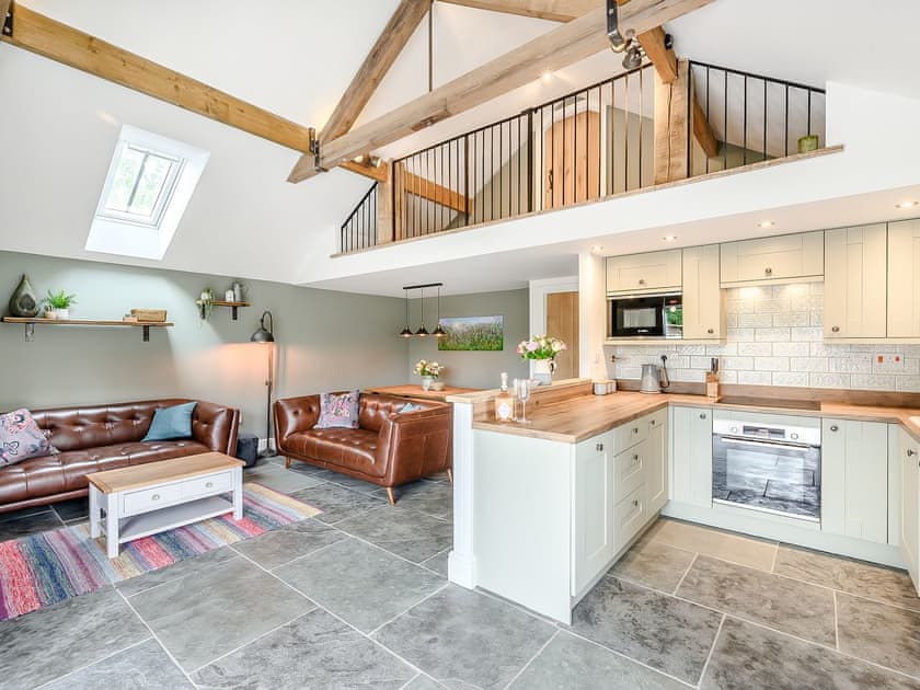 Open plan living space | Holyoake Barns- The Old Stables - Holyoake Barns, Little Alne, near Wootton Wawen