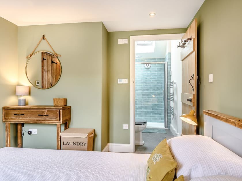 Double bedroom | Holyoake Barns- The Old Stables - Holyoake Barns, Little Alne, near Wootton Wawen