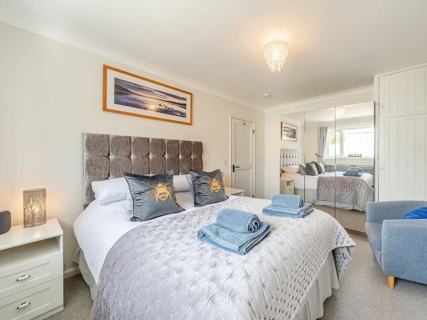 Double bedroom | Willow Retreat, Warkworth