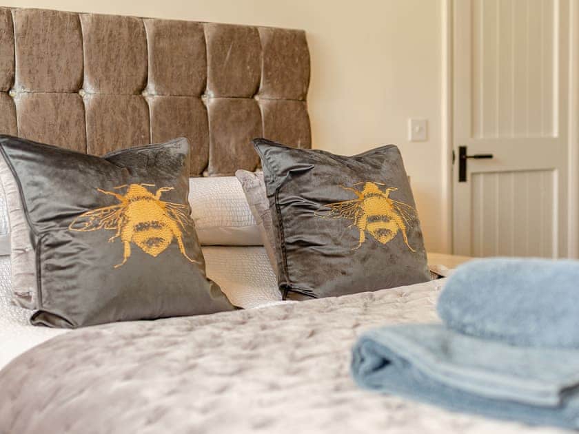 Double bedroom | Willow Retreat, Warkworth