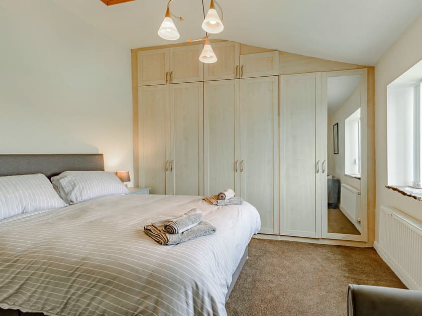 Double bedroom | Middle Bank Top Farm - Middle Bank Top Farm Cottages, Lumb