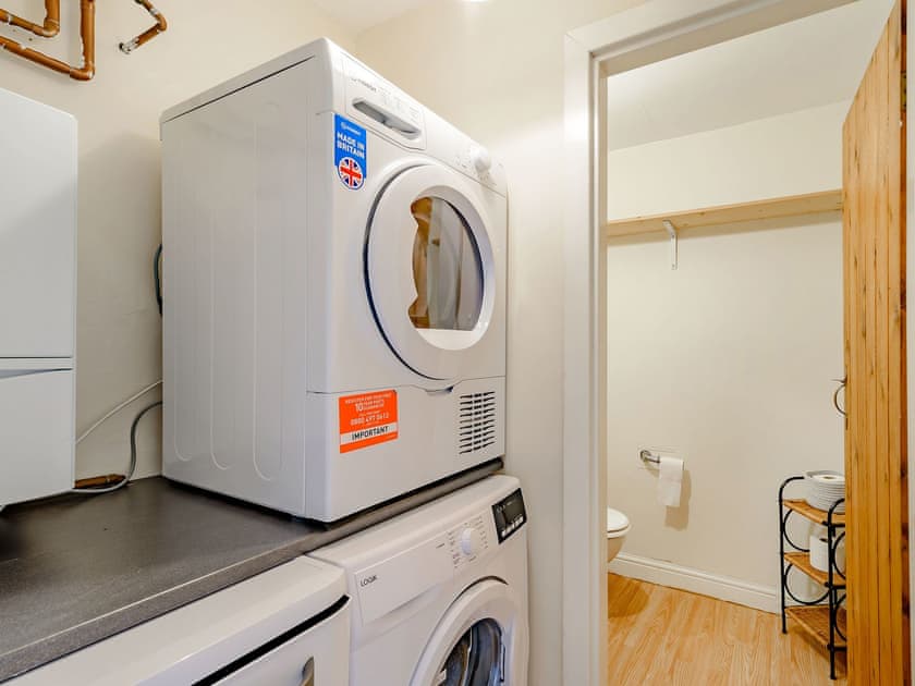 Utility room | Middle Bank Top Farm - Middle Bank Top Farm Cottages, Lumb