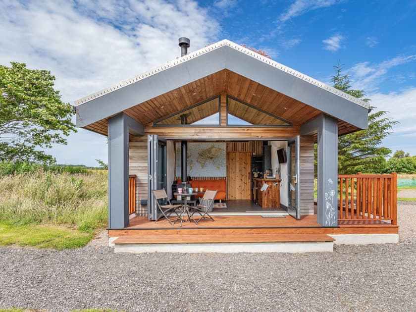 Wildflower Eco Lodges Peregrine Lodge in Lonmay, near Fraserburgh