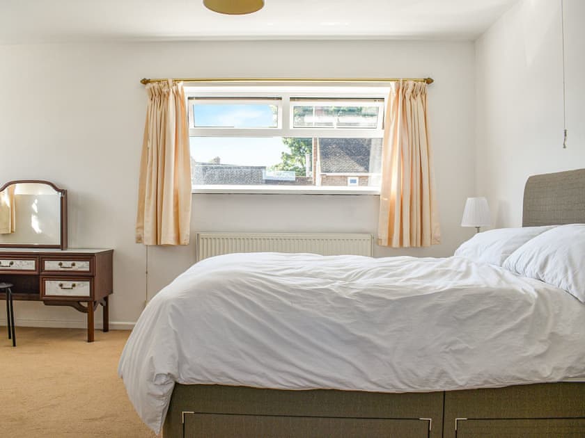 Double bedroom | Jarvea, Evesham