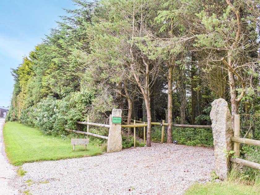 Setting | Little Fern, Sourton Down, near Okehampton