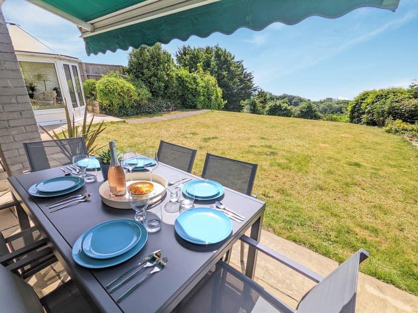Outdoor area | Pointe South, Ventnor