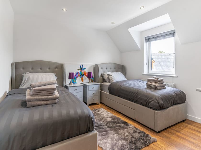 Twin bedroom | Ty Afon Reg - Ty Afon, Garnant, near Ammanford