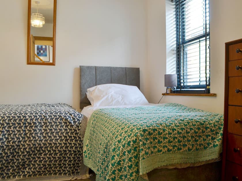 Twin bedroom | Hurst House, St Bees