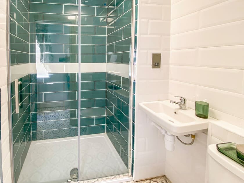 Shower room | The Terrace, Great Yarmouth
