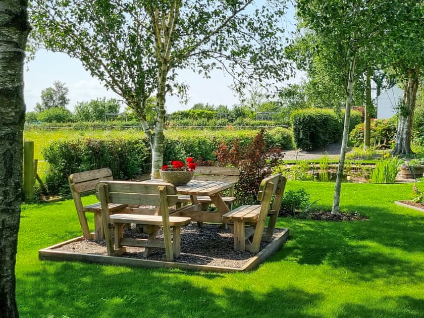 Garden | 1 Beacon Cottage, Beacon Cottage
