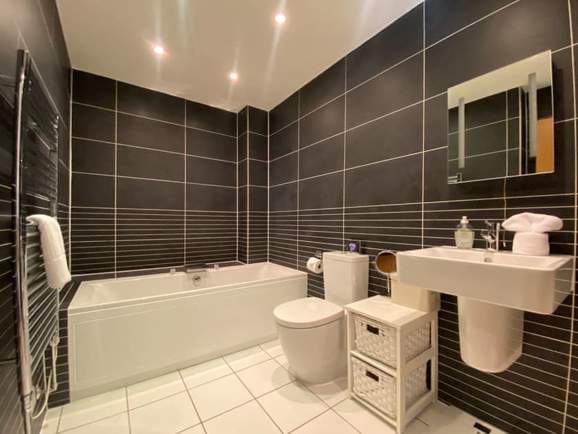 Bathroom | Wellesley House, Wells