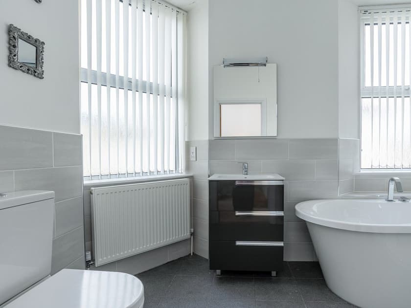 Bathroom | Babbacombe Bay, Torquay