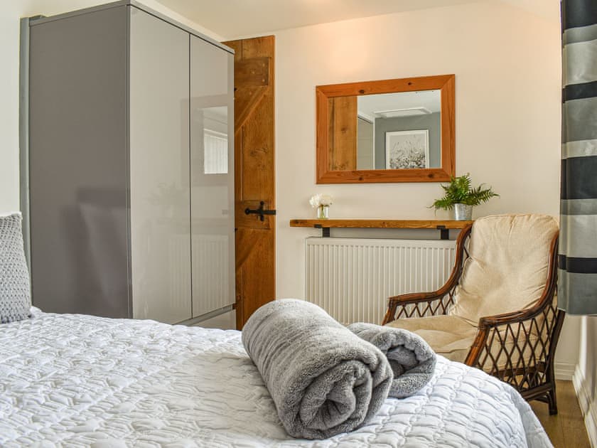 Double bedroom | Churchtown-Chase Heys Cottage - Churchtown, Churchtown, near Southport