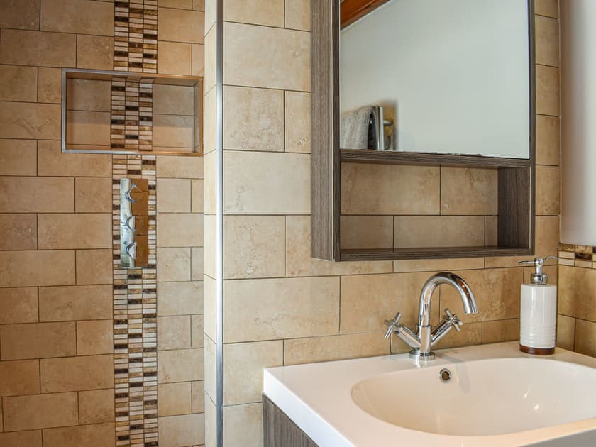 Shower room | Churchtown-Chase Heys Cottage - Churchtown, Churchtown, near Southport