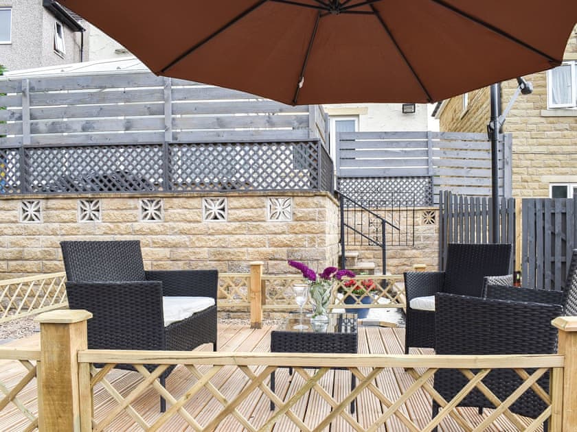 Decking | Huddersfield House, Huddersfield