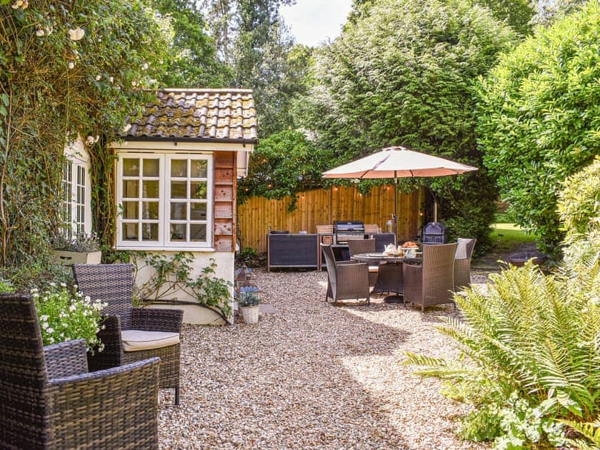 Greenbank Cottage In Burley | Cottages.com