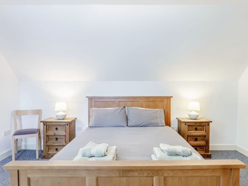 Double bedroom | Ptarmigan Cottage - Alba Cottages, Boat of Garten