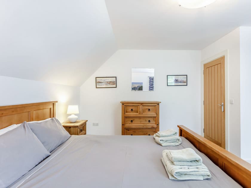 Double bedroom | Ptarmigan Cottage - Alba Cottages, Boat of Garten