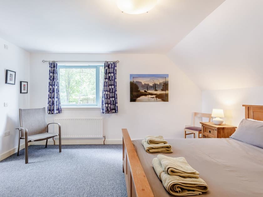 Double bedroom | Ptarmigan Cottage - Alba Cottages, Boat of Garten