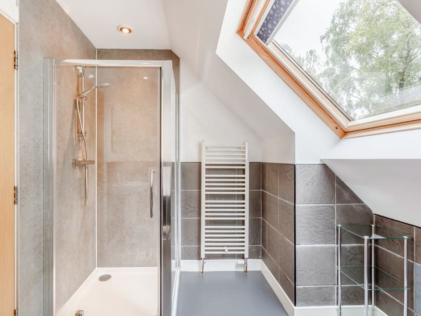 En-suite | Ptarmigan Cottage - Alba Cottages, Boat of Garten